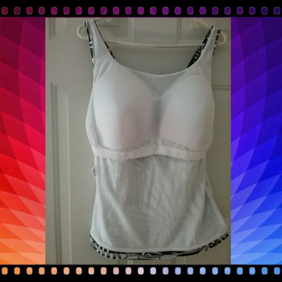 LANDS' END BATHING SUIT TOP - Picture 3 of 4